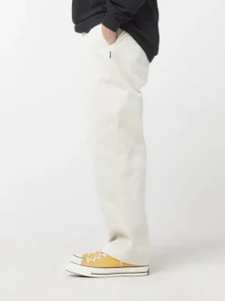 Classic Chino Pants